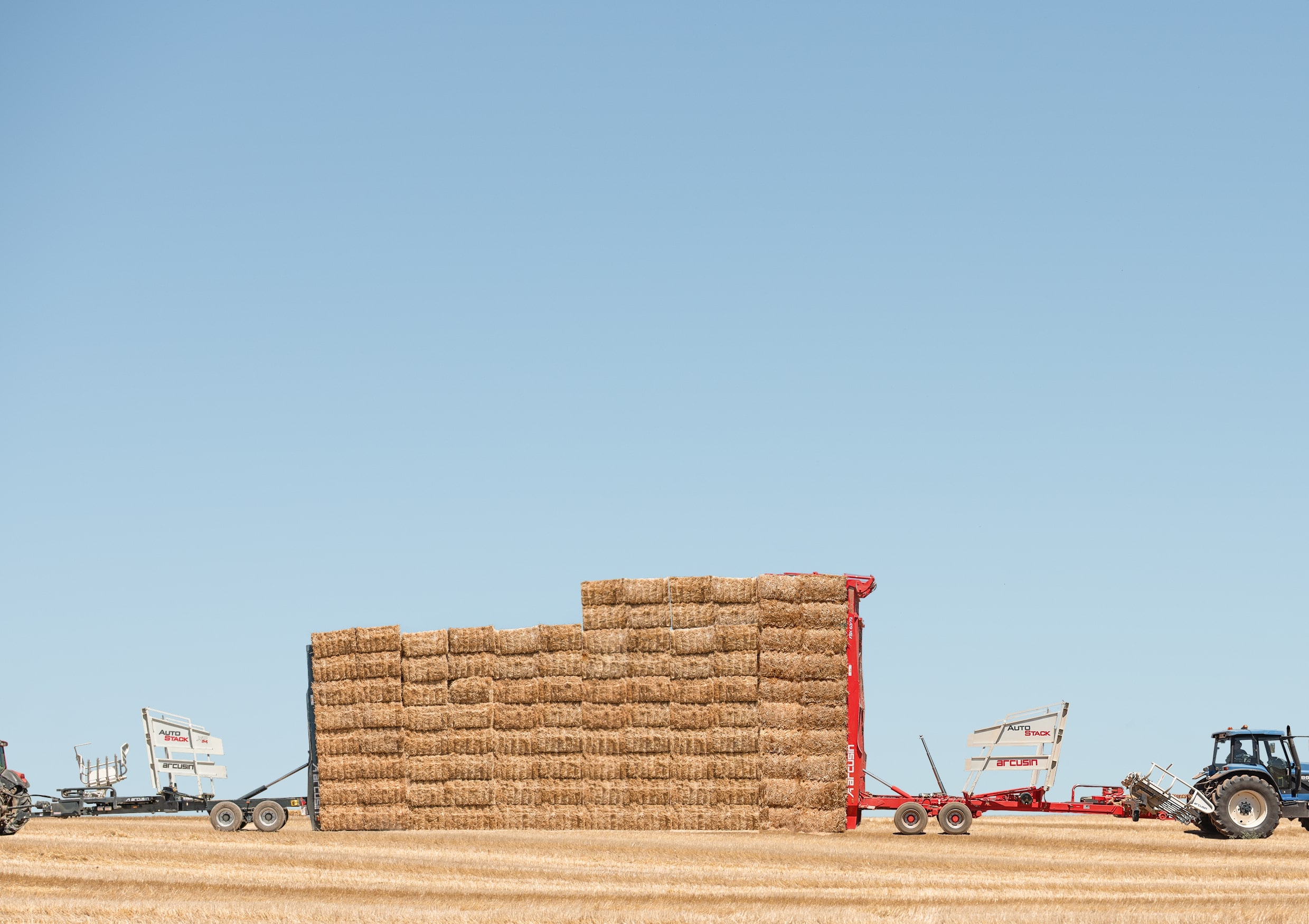  When do you need a bale stacker? AutoStack comparison